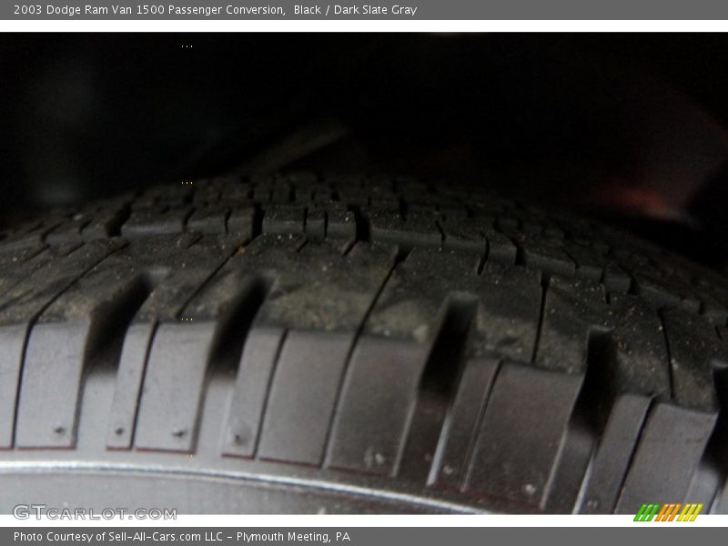 Black / Dark Slate Gray 2003 Dodge Ram Van 1500 Passenger Conversion