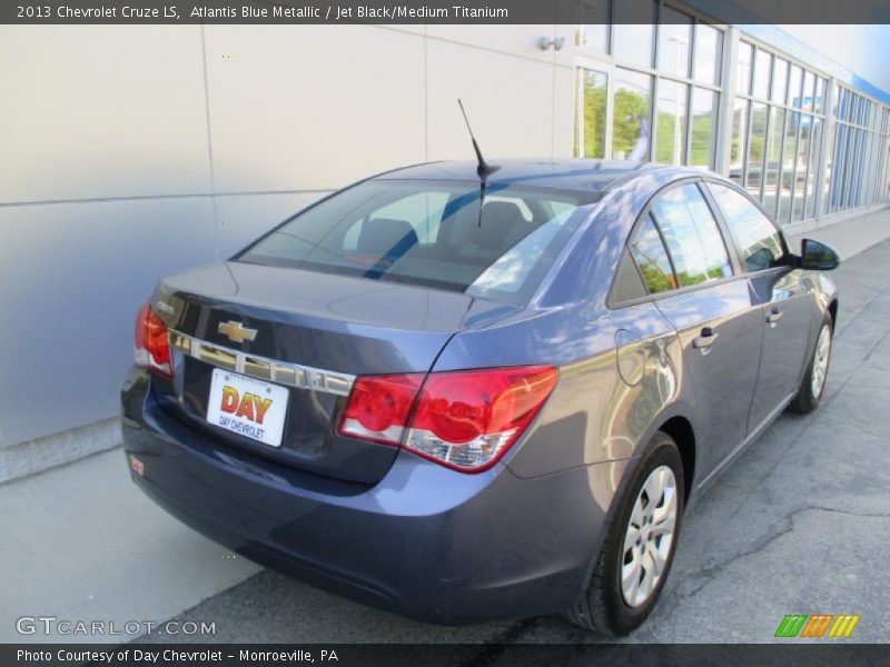 Atlantis Blue Metallic / Jet Black/Medium Titanium 2013 Chevrolet Cruze LS