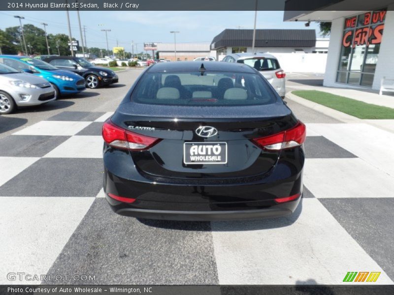 Black / Gray 2014 Hyundai Elantra SE Sedan