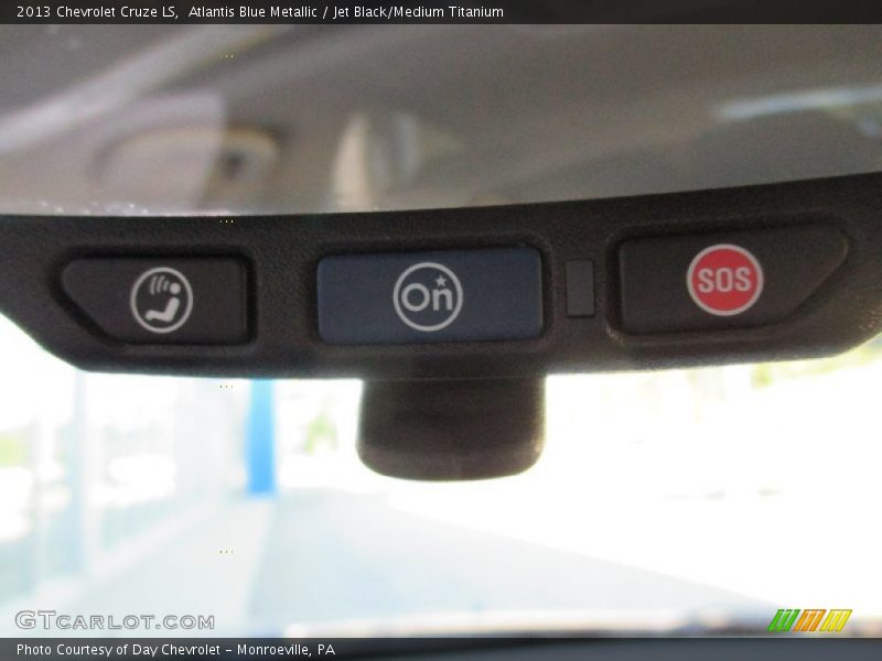 Atlantis Blue Metallic / Jet Black/Medium Titanium 2013 Chevrolet Cruze LS