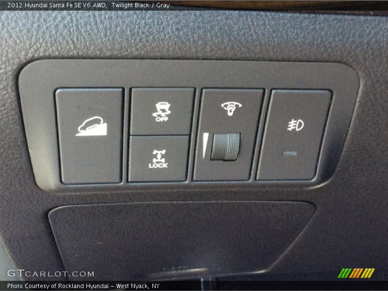 Twilight Black / Gray 2012 Hyundai Santa Fe SE V6 AWD