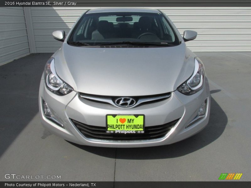 Silver / Gray 2016 Hyundai Elantra SE