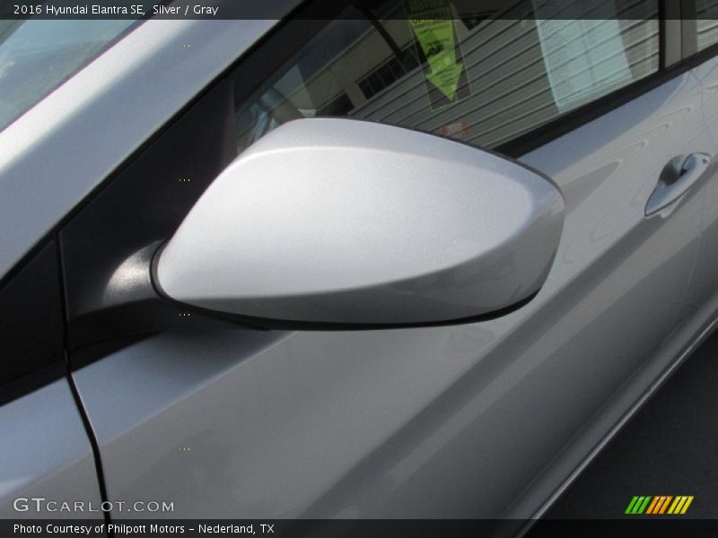 Silver / Gray 2016 Hyundai Elantra SE