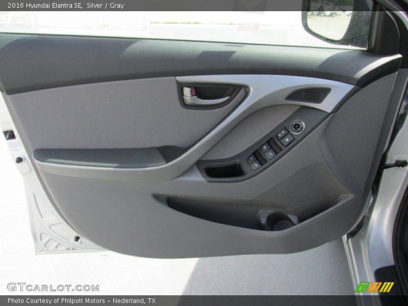 Silver / Gray 2016 Hyundai Elantra SE