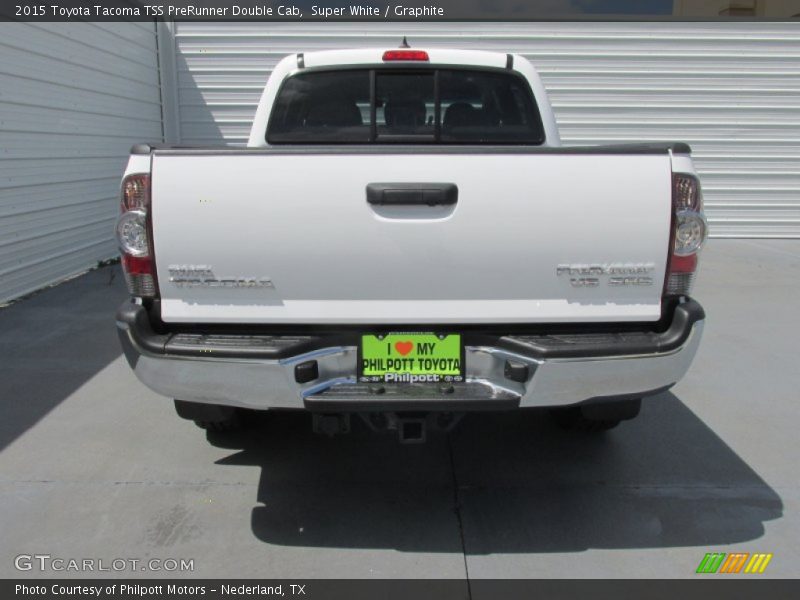Super White / Graphite 2015 Toyota Tacoma TSS PreRunner Double Cab