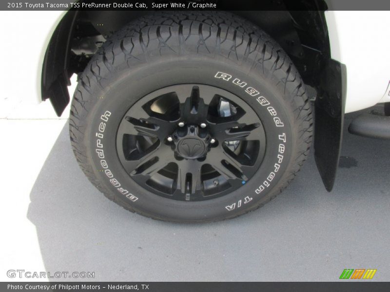 Super White / Graphite 2015 Toyota Tacoma TSS PreRunner Double Cab