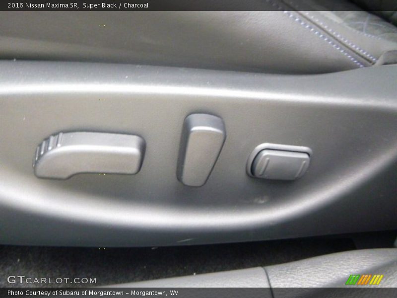 Controls of 2016 Maxima SR
