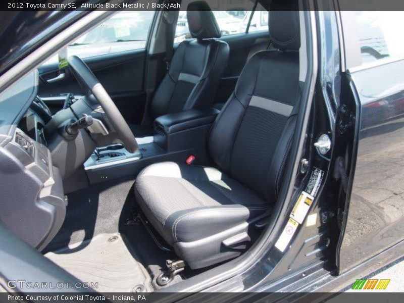 Attitude Black Metallic / Black/Ash 2012 Toyota Camry SE