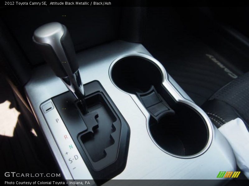 Attitude Black Metallic / Black/Ash 2012 Toyota Camry SE