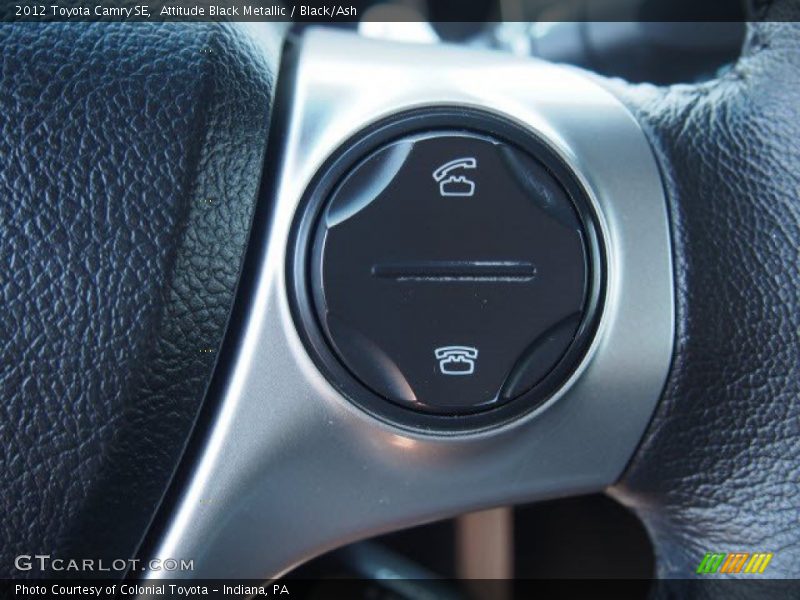 Attitude Black Metallic / Black/Ash 2012 Toyota Camry SE