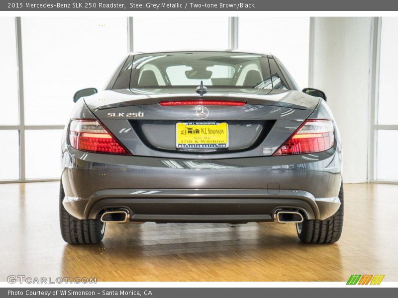 Steel Grey Metallic / Two-tone Brown/Black 2015 Mercedes-Benz SLK 250 Roadster