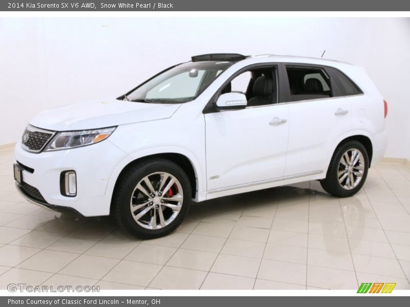 Front 3/4 View of 2014 Sorento SX V6 AWD
