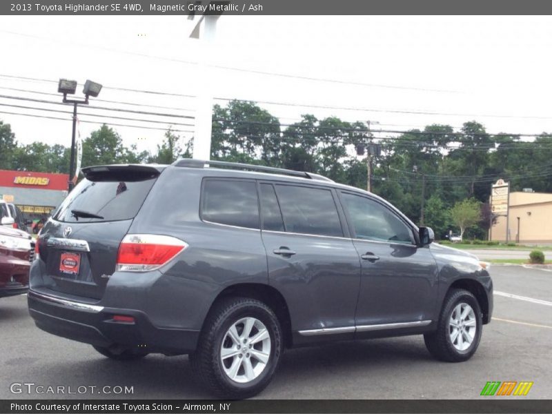 Magnetic Gray Metallic / Ash 2013 Toyota Highlander SE 4WD