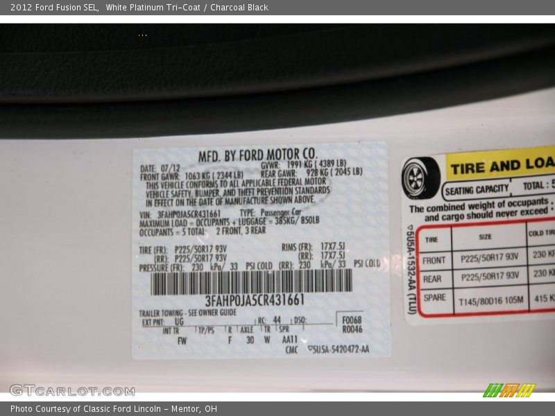 White Platinum Tri-Coat / Charcoal Black 2012 Ford Fusion SEL
