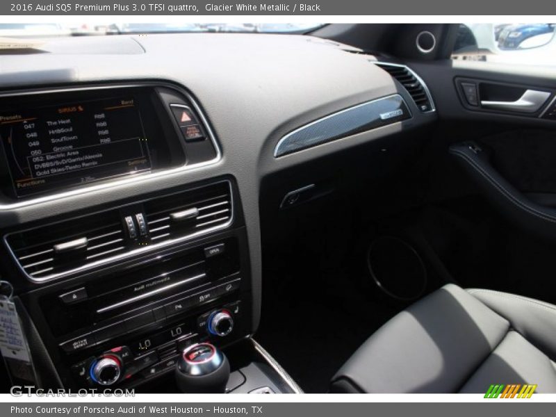 Glacier White Metallic / Black 2016 Audi SQ5 Premium Plus 3.0 TFSI quattro