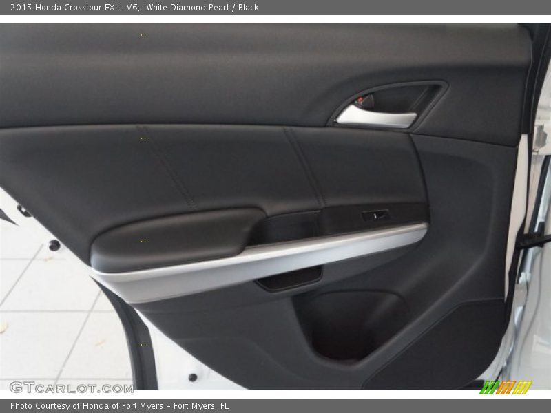 White Diamond Pearl / Black 2015 Honda Crosstour EX-L V6