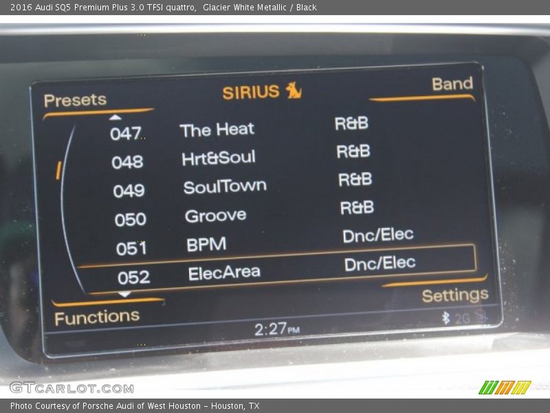 Glacier White Metallic / Black 2016 Audi SQ5 Premium Plus 3.0 TFSI quattro