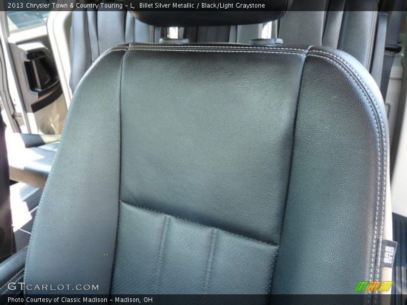 Billet Silver Metallic / Black/Light Graystone 2013 Chrysler Town & Country Touring - L