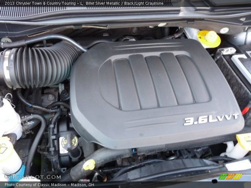 Billet Silver Metallic / Black/Light Graystone 2013 Chrysler Town & Country Touring - L