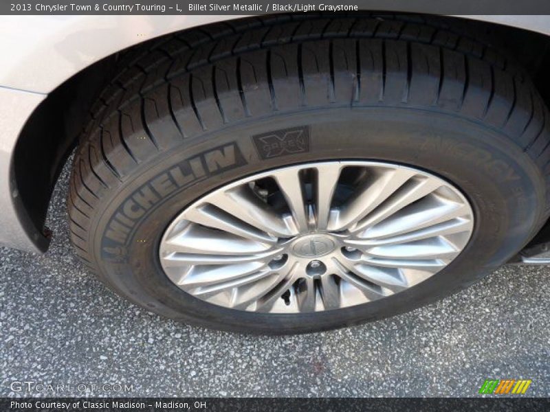 Billet Silver Metallic / Black/Light Graystone 2013 Chrysler Town & Country Touring - L