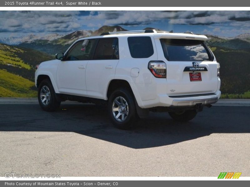 Super White / Black 2015 Toyota 4Runner Trail 4x4
