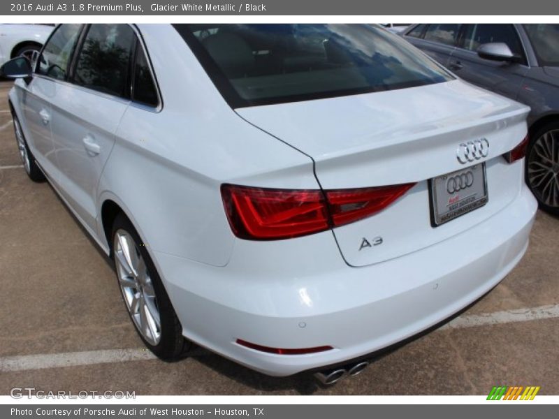 Glacier White Metallic / Black 2016 Audi A3 1.8 Premium Plus