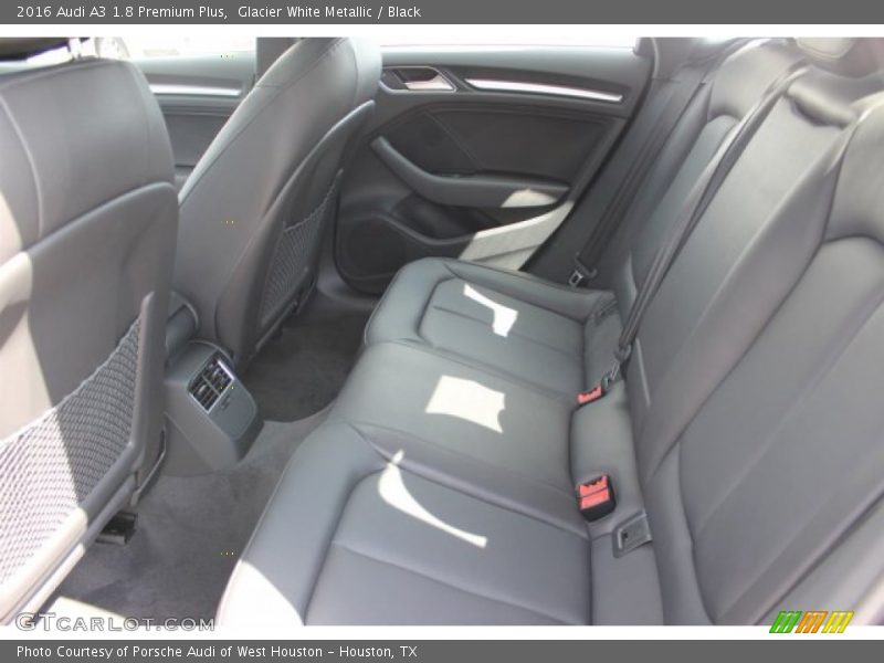 Glacier White Metallic / Black 2016 Audi A3 1.8 Premium Plus