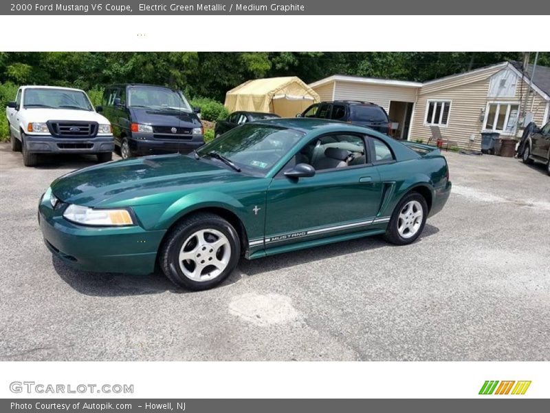 Electric Green Metallic / Medium Graphite 2000 Ford Mustang V6 Coupe