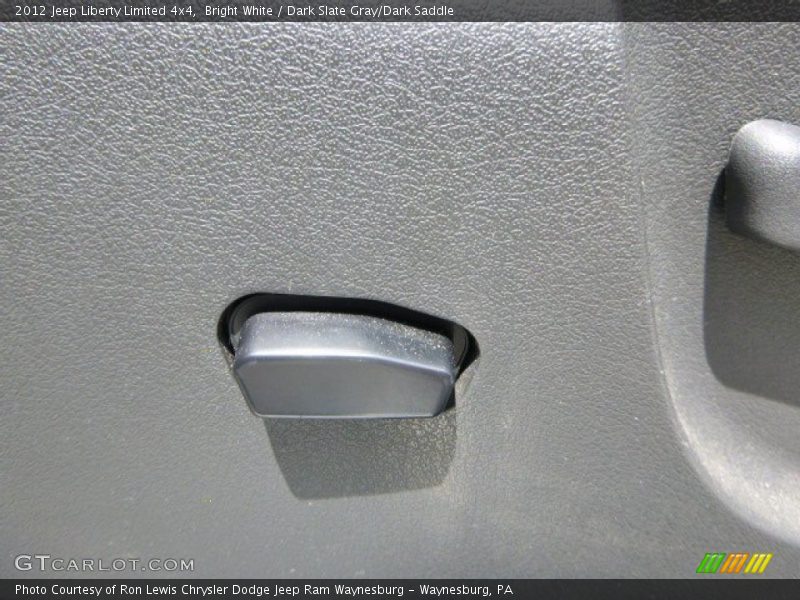 Bright White / Dark Slate Gray/Dark Saddle 2012 Jeep Liberty Limited 4x4