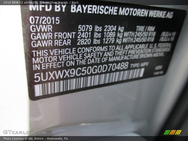 Glacier Silver Metallic / Black 2016 BMW X3 xDrive28i