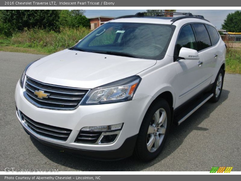 Iridescent Pearl Tricoat / Ebony 2016 Chevrolet Traverse LTZ