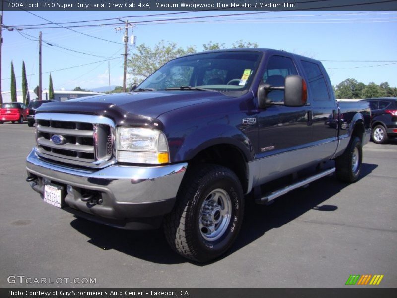 Front 3/4 View of 2004 F250 Super Duty Lariat Crew Cab 4x4