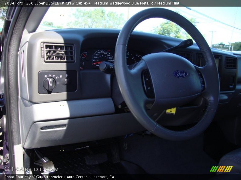 Medium Wedgewood Blue Metallic / Medium Flint 2004 Ford F250 Super Duty Lariat Crew Cab 4x4