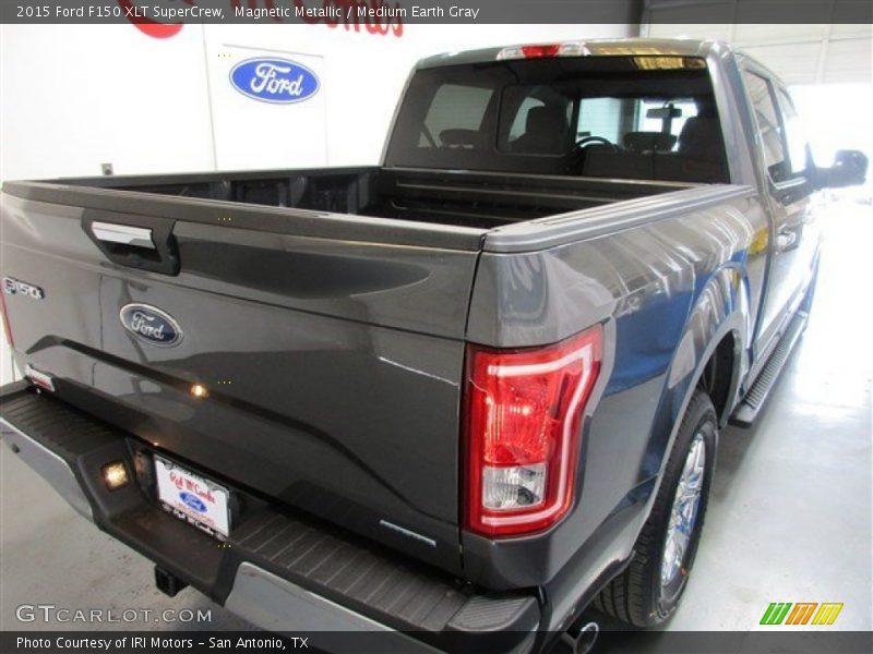 Magnetic Metallic / Medium Earth Gray 2015 Ford F150 XLT SuperCrew