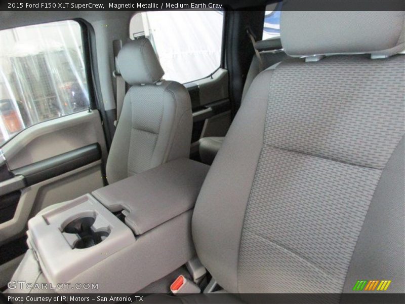 Magnetic Metallic / Medium Earth Gray 2015 Ford F150 XLT SuperCrew