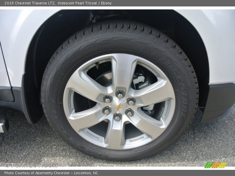 Iridescent Pearl Tricoat / Ebony 2016 Chevrolet Traverse LTZ