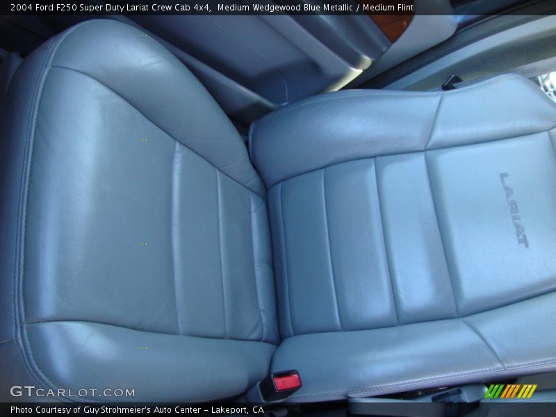 Medium Wedgewood Blue Metallic / Medium Flint 2004 Ford F250 Super Duty Lariat Crew Cab 4x4