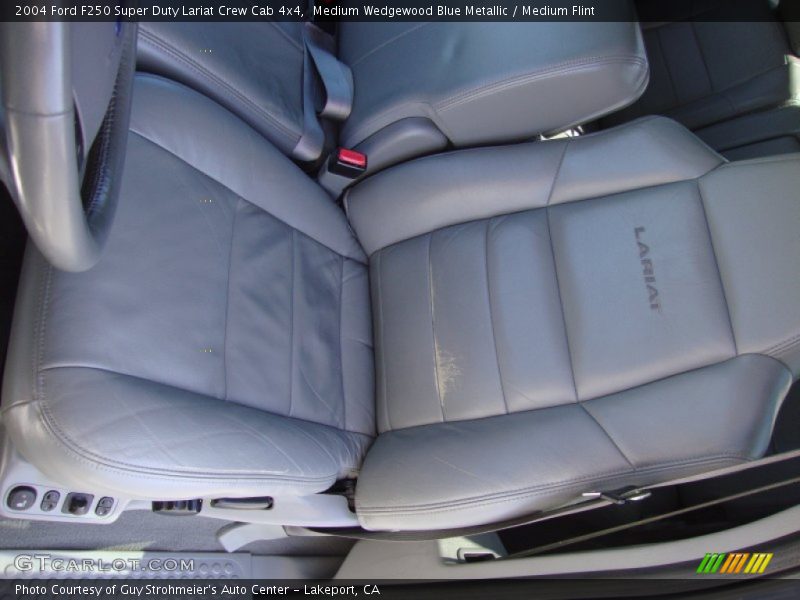 Medium Wedgewood Blue Metallic / Medium Flint 2004 Ford F250 Super Duty Lariat Crew Cab 4x4