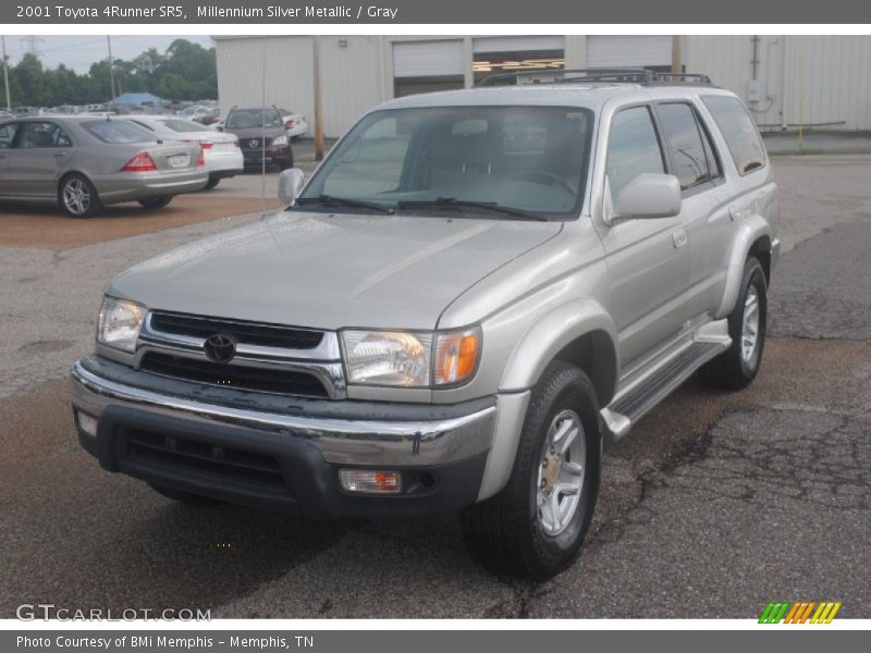 Millennium Silver Metallic / Gray 2001 Toyota 4Runner SR5