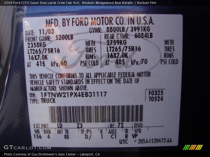 Medium Wedgewood Blue Metallic / Medium Flint 2004 Ford F250 Super Duty Lariat Crew Cab 4x4
