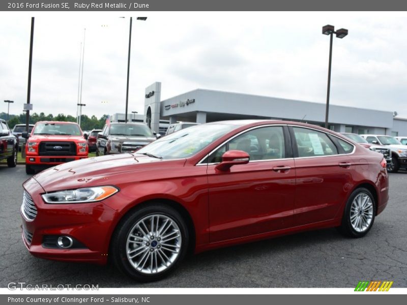 Ruby Red Metallic / Dune 2016 Ford Fusion SE