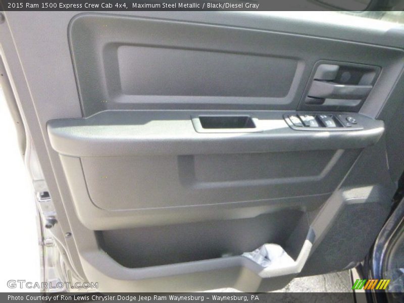 Maximum Steel Metallic / Black/Diesel Gray 2015 Ram 1500 Express Crew Cab 4x4