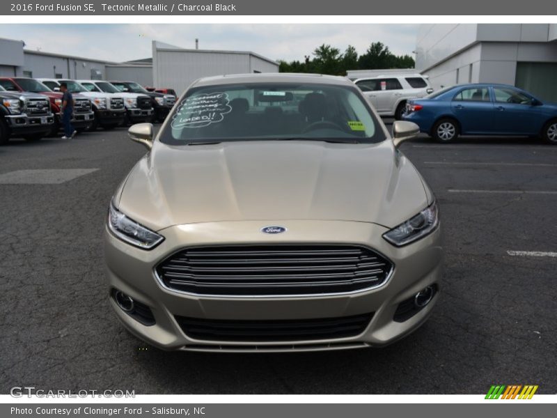 Tectonic Metallic / Charcoal Black 2016 Ford Fusion SE