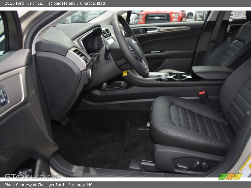 Tectonic Metallic / Charcoal Black 2016 Ford Fusion SE