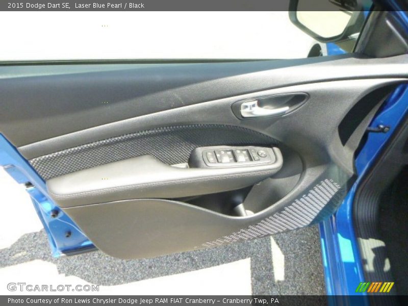 Laser Blue Pearl / Black 2015 Dodge Dart SE
