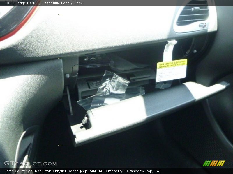 Laser Blue Pearl / Black 2015 Dodge Dart SE