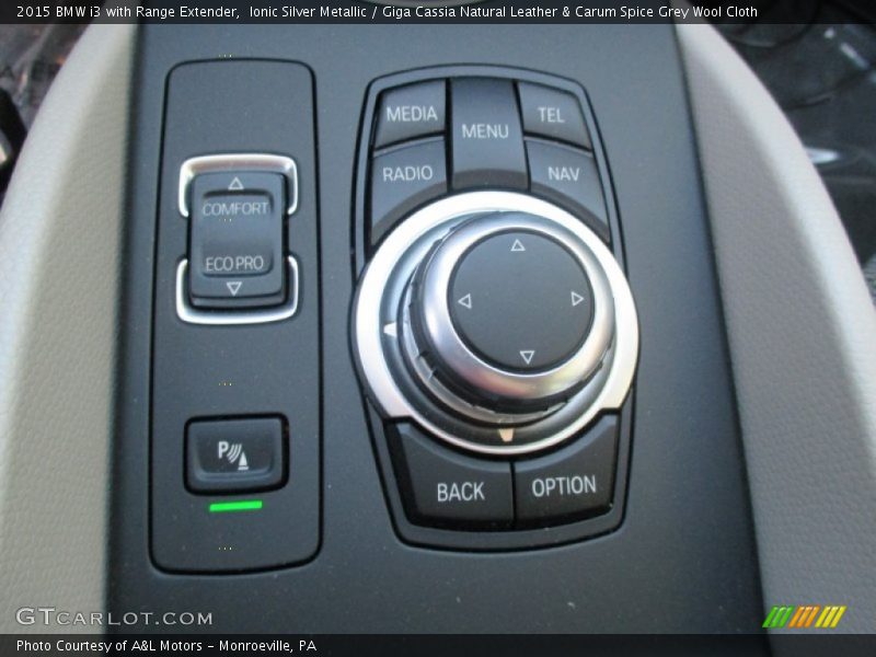 Ionic Silver Metallic / Giga Cassia Natural Leather & Carum Spice Grey Wool Cloth 2015 BMW i3 with Range Extender