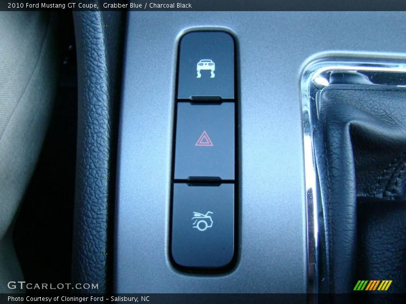 Grabber Blue / Charcoal Black 2010 Ford Mustang GT Coupe