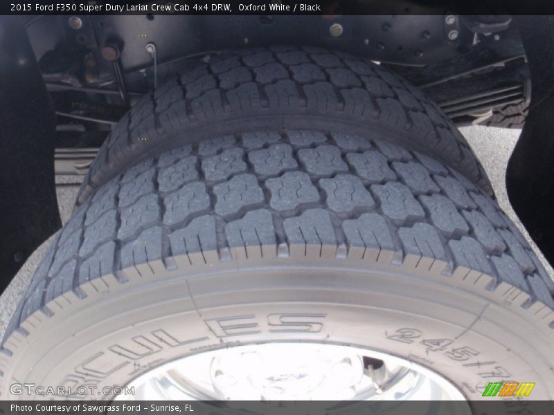 Oxford White / Black 2015 Ford F350 Super Duty Lariat Crew Cab 4x4 DRW