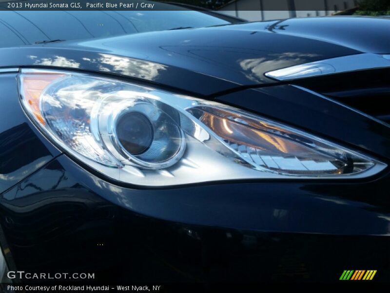 Pacific Blue Pearl / Gray 2013 Hyundai Sonata GLS